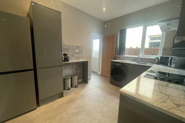 2 bed house, Heath, Gabalfa, Cardiff, CF143NF - Image 3