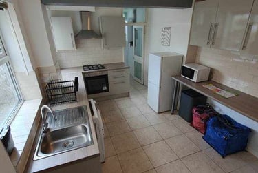2 bed flat, 1, 20, Cathays, Cardiff, CF244QQ - Image 5