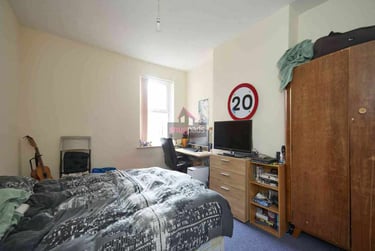 6 bed house, Salford, Seedley, M67EL - Image 4