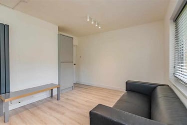 2 bed house, Gibbins Road, Selly Park, Birmingham, B296PQ - Image 3