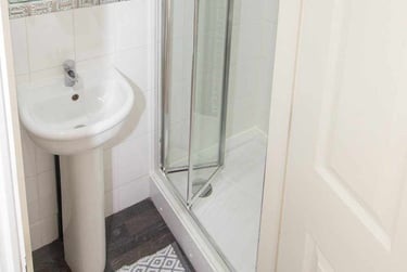 4 bed house, Blue Fox Close, City Centre, Leicester, LE30EE - Image 12