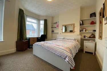 5 bed house, Cathays, Cardiff, CF244QP - Image 3