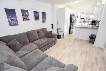 5 bed house, George Road, Selly Park, Birmingham, B296AH - Image 2