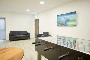 1 bed flat, Frederick Road, Selly Oak, Birmingham, B296PB - Image 1