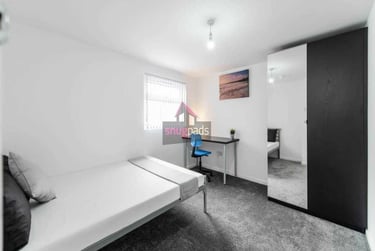 7 bed house, Salford, Pendleton, M65BT - Image 9