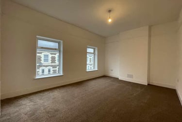 2 bed house, Splott, Cardiff, CF242NG - Image 4