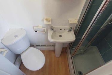 1 bed flat, 4, 18, Cathays, Cardiff, CF244BZ - Image 4