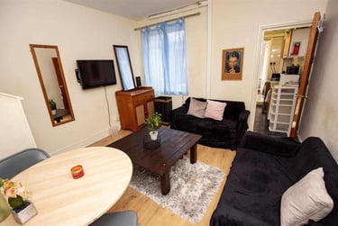 4 bed house, Hubert Road, Selly Park, Birmingham, B296ES - Image 2