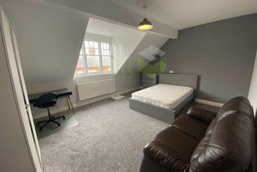 6 bed house, Daneshill Road, City Centre, Leicester, LE36AN - Image 2