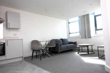 1 bed flat, 58-60 Guildhall Street, City Centre, Preston, PR13NU - Image 1