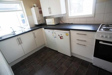 10 bed house, Cathays, Plasnewydd, Cardiff, CF244AT - Image 3