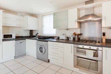 5 bed house, Helmdon Road, City Centre, Leicester, LE27AL - Image 3