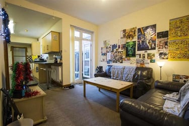 5 bed house, Raddlebarn Road, Selly Park, Birmingham, B296HH - Image 3