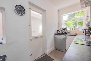 6 bed house, Hubert Road, Selly Park, Birmingham, B296ET - Image 4