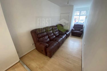 4 bed house, Stanfell Road, Knighton, Leicester, LE23GD - Image 4