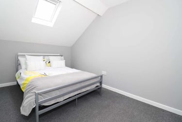 1 bed flat, Adamsdown, Adamstown, Cardiff, CF240LF - Image 3