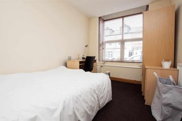 6 bed house, Hubert Road, Selly Park, Birmingham, B296EP - Image 5