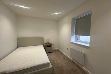 2 bed flat, Grangetown, Cardiff, CF116FS - Image 5