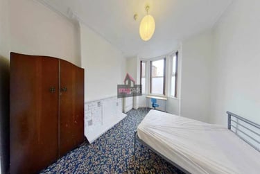 8 bed house, Salford, Seedley, M67EL - Image 7