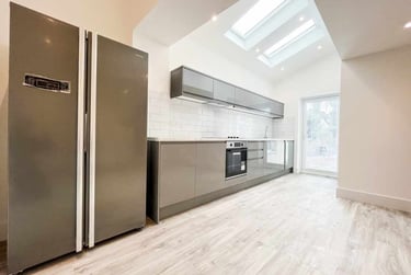 2 bed flat, Roath, Plasnewydd, Cardiff, CF243AR - Image 3