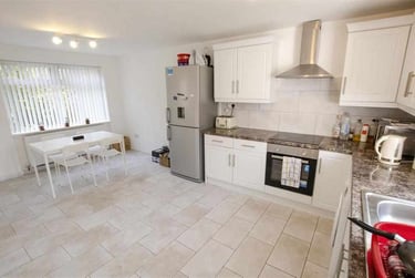 4 bed house, Leahurst Crescent, Harborne, Birmingham, B170LG - Image 3