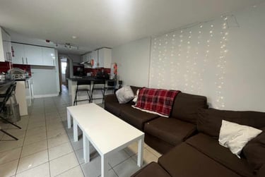 7 bed house, Cathays, Cardiff, CF244JL - Image 1