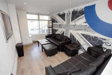 7 bed house, Teignmouth Road, Selly Park, Birmingham, B297AY - Image 1