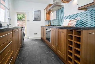 5 bed house, Harrow Road, City Centre, Leicester, LE30JZ - Image 13