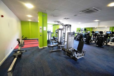 1 bed house, Cardiff Bay, Cardiff, CF105NH - Image 8