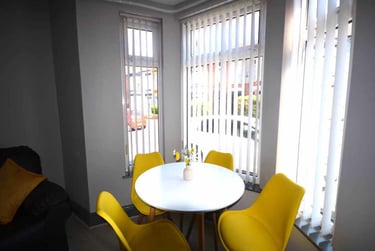 4 bed house, Wavertree, Liverpool, L153HX - Image 2