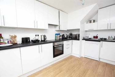 5 bed house, Exeter Road, Selly Park, Birmingham, B296EU - Image 3