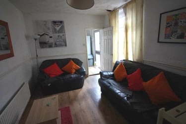 4 bed house, Roath, Plasnewydd, Cardiff, CF243LY - Image 1