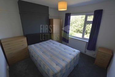 3 bed house, Milford Road, Knighton, Leicester, LE23FG - Image 3