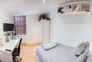 2 bed flat, West Street, Highfields, Leicester, LE16XQ - Image 1