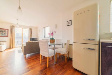 2 bed flat, Cardiff Bay, City Centre, Cardiff, CF104EJ - Image 6