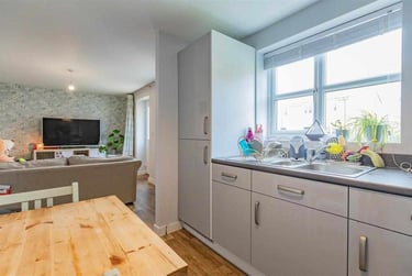 2 bed flat, Escelie Way, Selly Oak, Birmingham, B296GP - Image 6