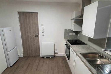 1 bed studio, 3, 19, Adamstown, Cardiff, CF240EU - Image 3
