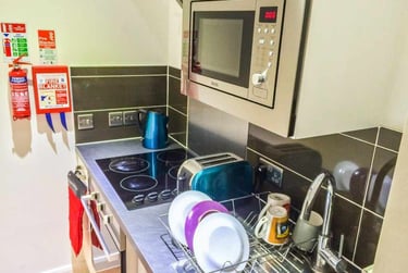 1 bed house, (Studio), Charles Street, Highfields, Leicester, LE11LB - Image 4