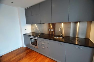 1 bed house, City Centre, Adamstown, Cardiff, CF240DH - Image 4