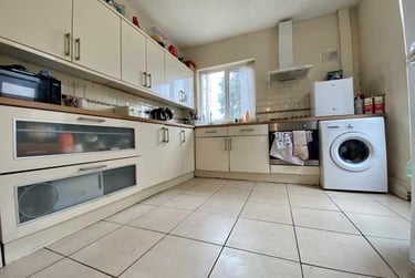 5 bed house, Heath, Gabalfa, Cardiff, CF143QE - Image 3