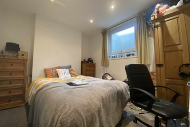 2 bed flat, Cathays, Cardiff, CF244AS - Image 4