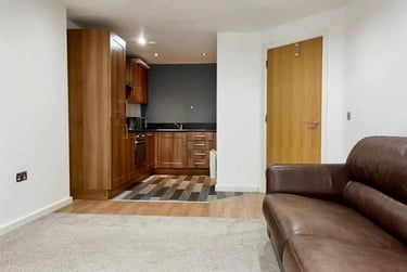 1 bed flat, Lawson Street, City Centre, Preston, PR12QF - Image 3