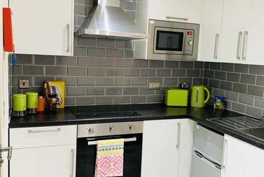 1 bed house, Extra Large Studio, Demontfort Street, Highfields, Leicester, LE17GW - Image 6