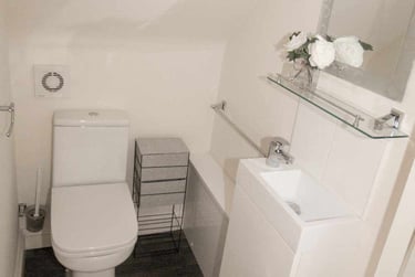 4 bed house, Blue Fox Close, City Centre, Leicester, LE30EE - Image 9