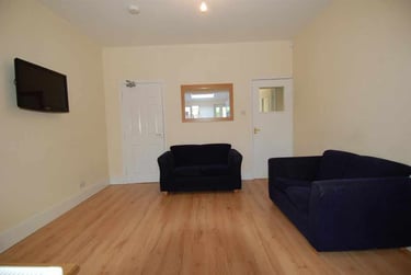 5 bed house, Stalker Lees Road, Sharrow, Sheffield, S118NJ - Image 3
