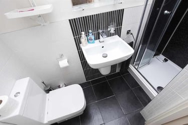 6 bed house, Hubert Road, Selly Park, Birmingham, B296ES - Image 12