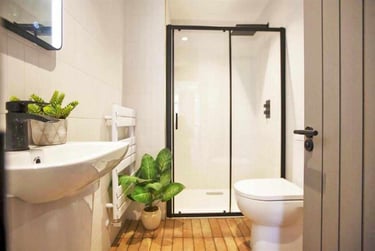 1 bed flat, 359 Wilbraham Road, Whalley Range, Manchester, M168NP - Image 10