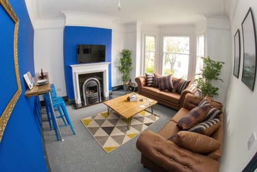 6 bed house, Daneshill Road, City Centre, Leicester, LE36AL - Image 1