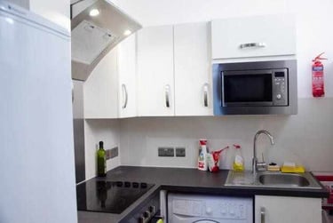 4 bed flat, 4 bed (En-suites) Albion Street, Highfields, Leicester, LE16GB - Image 4