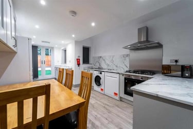 5 bed house, Heeley Road, Selly Park, Birmingham, B296EL - Image 7